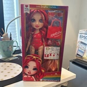 Rainbow High Ruby Anderson Doll - Red and Gold